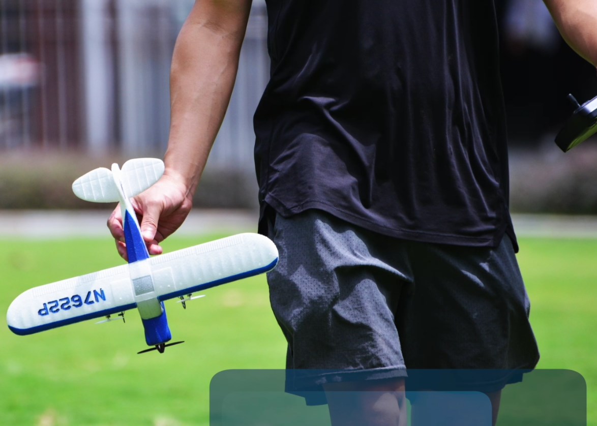 RC beginner airplanes